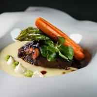 Costilla de ternera asada en Gran Viana, Barrio Gótico